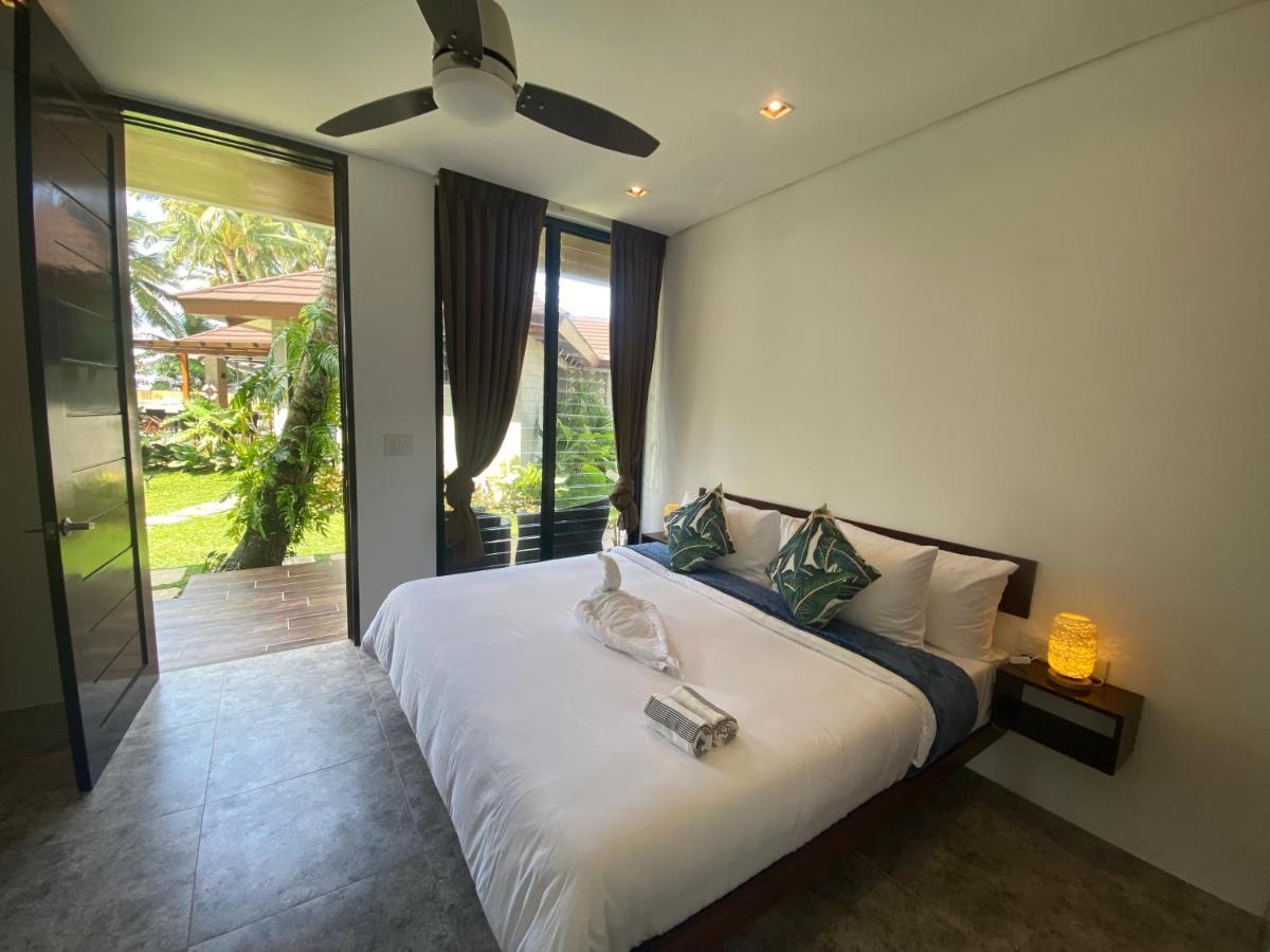 Amila Dive Beach Resort Sipalay Buitenkant foto