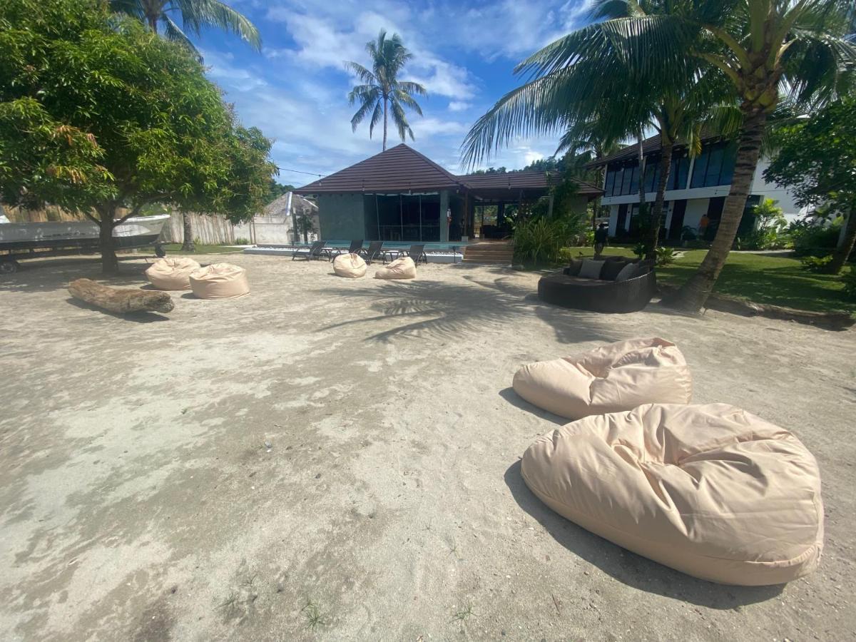 Amila Dive Beach Resort Sipalay Buitenkant foto