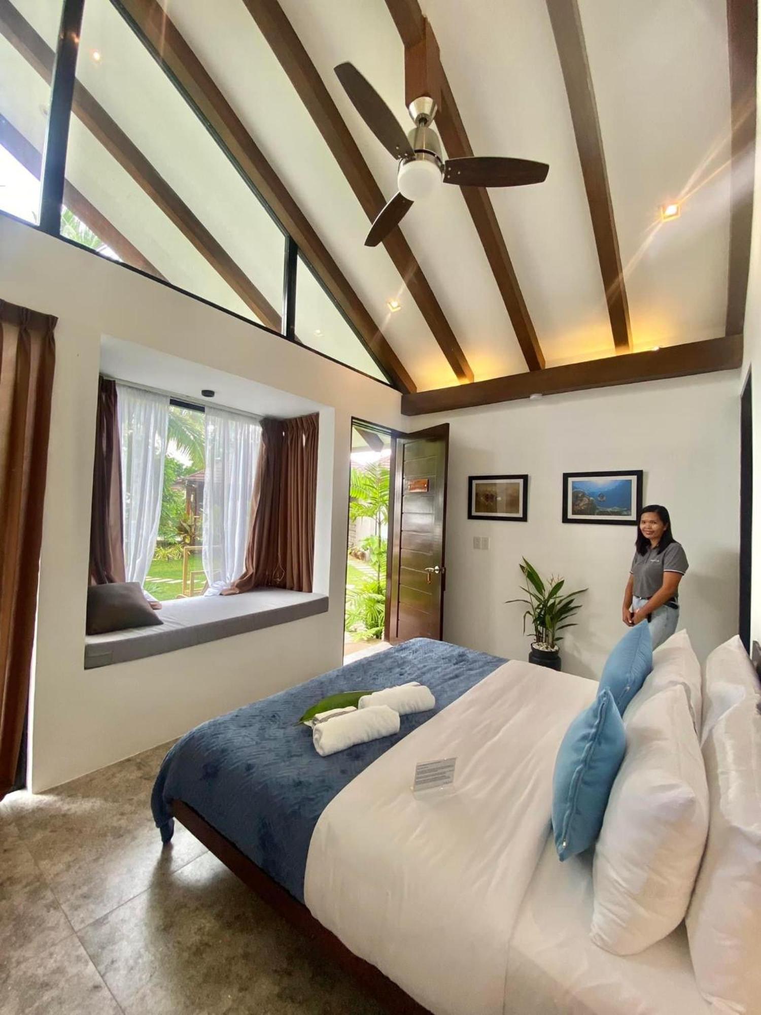 Amila Dive Beach Resort Sipalay Buitenkant foto