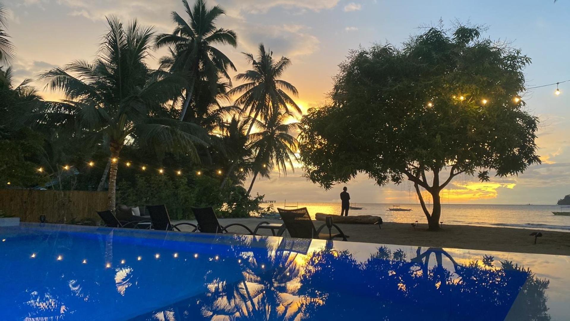 Amila Dive Beach Resort Sipalay Buitenkant foto